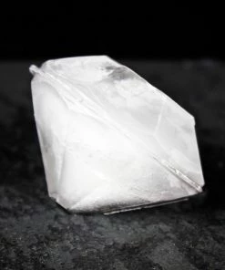 BarMan BarConic® Diamond Ice Mold 10 BarMan BarConic® Diamond Ice Mold -BarMan Shop diamond ice mold scene2 700x700