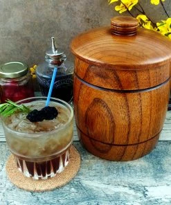 BarMan Wooden Ice Bucket With Lid - 1 Quart (35oz) -BarMan Shop wood ice bucket bpc 5 700x700